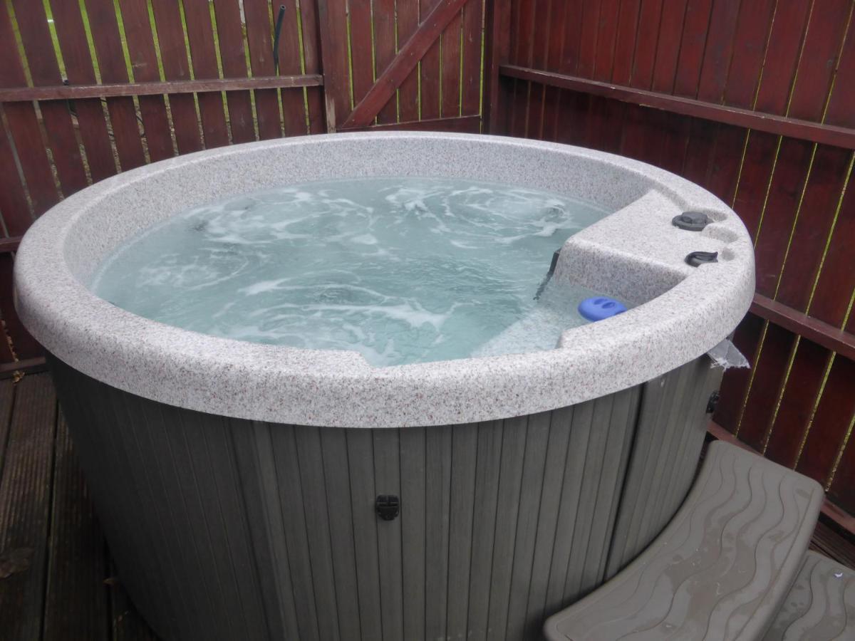 Chalet Conifer 25 With Hot Tub *